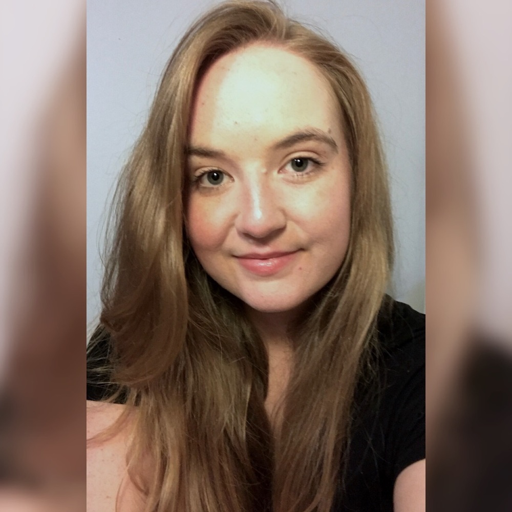 Meet your Posher, Carrie